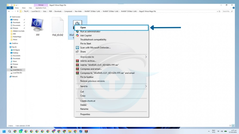Menjalankan file WinRAR keygen sebagai administrator di Windows